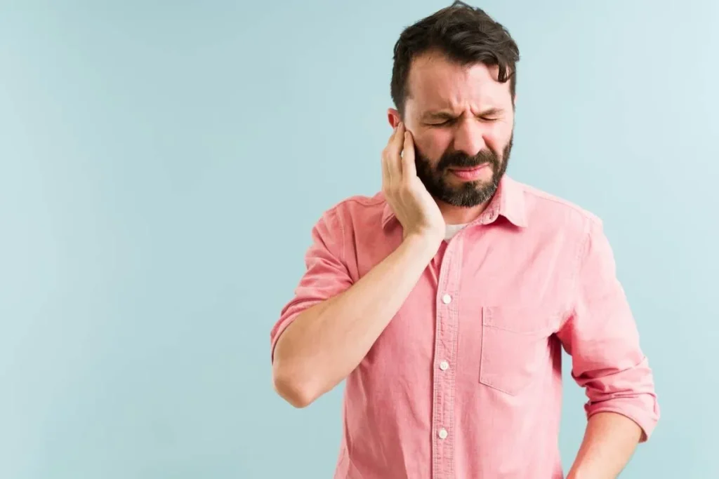 Bourdonnement d'oreille et AVC : comprendre le lien