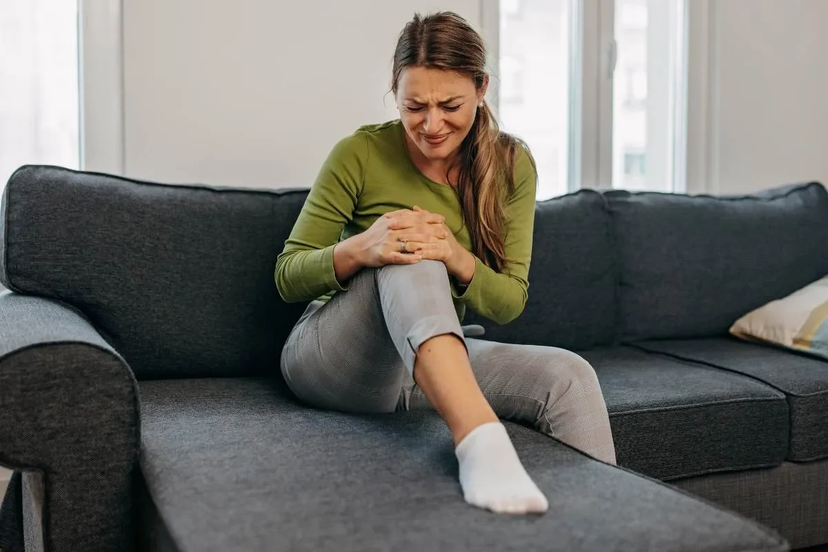 Manque de fer : symptômes aux jambes à ne pas négliger